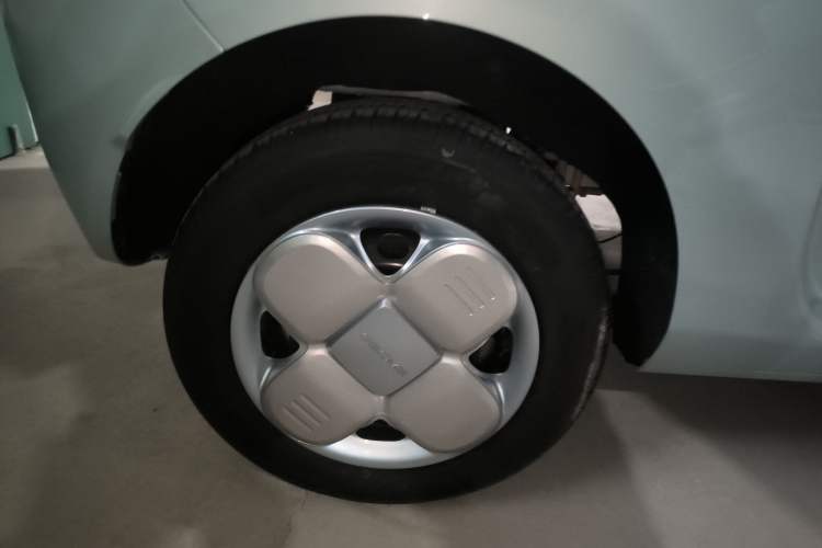 Used Geely Galaxy Panda 2024 Panda Mini 200km Endurance Bear Right Rear Wheel Hub