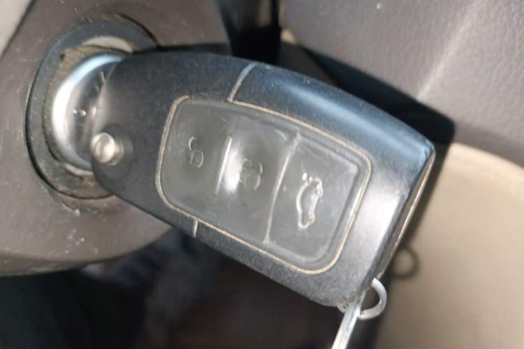 Used Ford Focus 2011 Sedan 1.8L Automatic Fashion Edition
