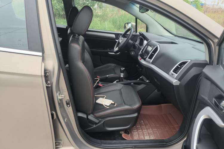 Used JAC Group Refine S3 2016 1.5L Manual Luxury Smart Version Right Front Seat