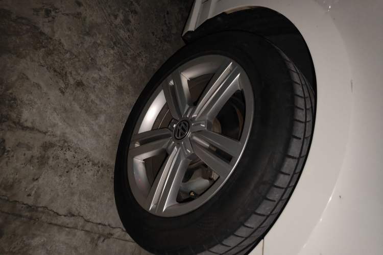 Used Volkswagen Lamando 2018 280TSI DSG Comfort Edition
