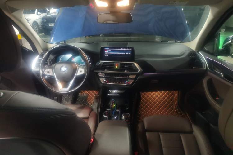 Used BMW iX3 2021 Leading Model
