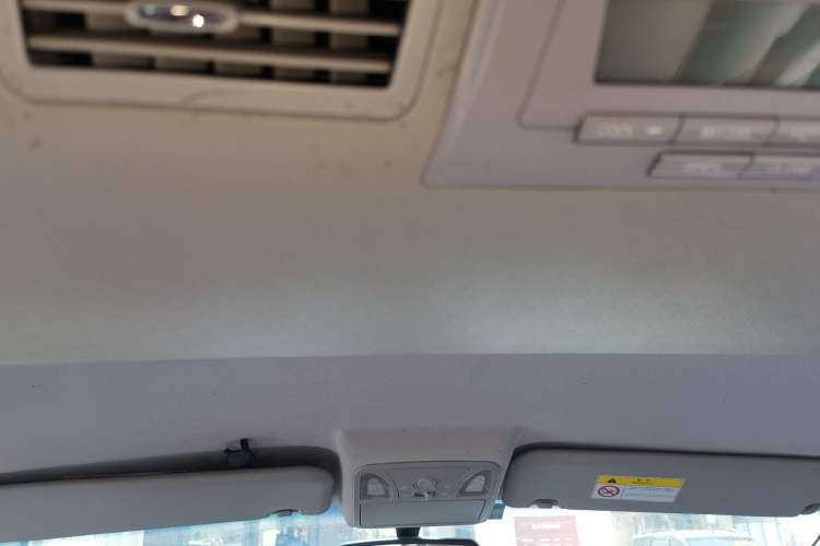 Used JAC Group Refine M5 2017 2.0T Gasoline Dual-Clutch Business Edition