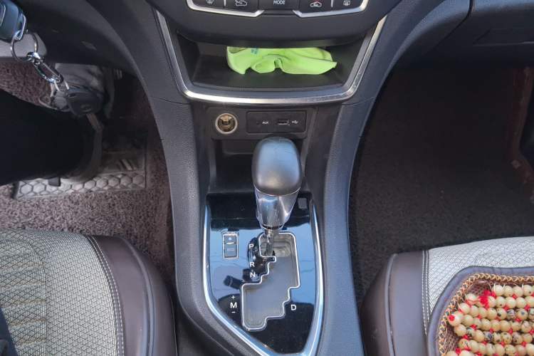 Used Dongfeng Aeolus AX5 2017 1.4T Automatic Qushang Model
