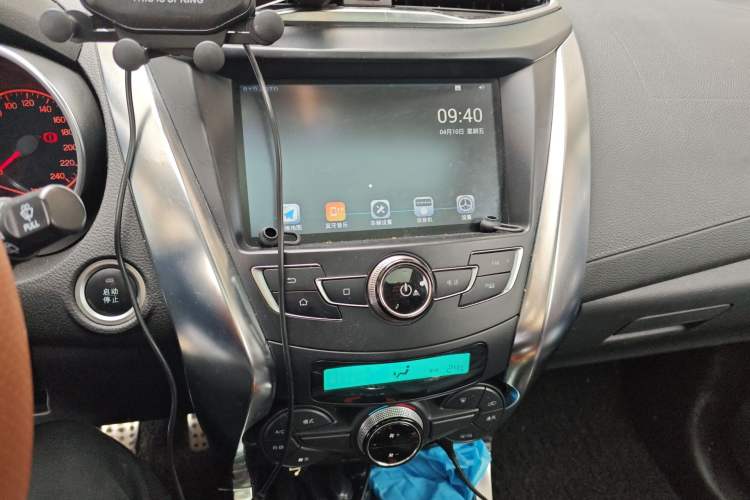 Used BYD Yuan 2016 1.5L Manual Luxury Model Audio And AC Panel