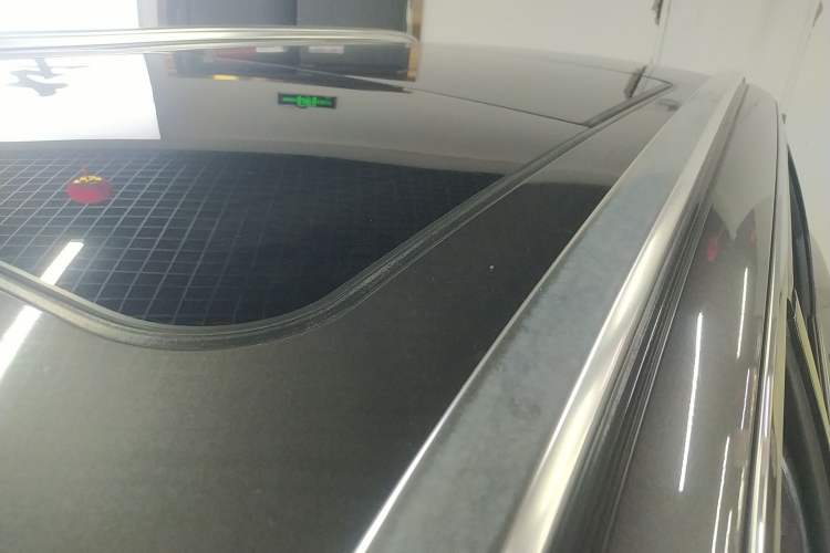 Used Peugeot 5008 2017 350THP 5-Seat Elite Edition Roof