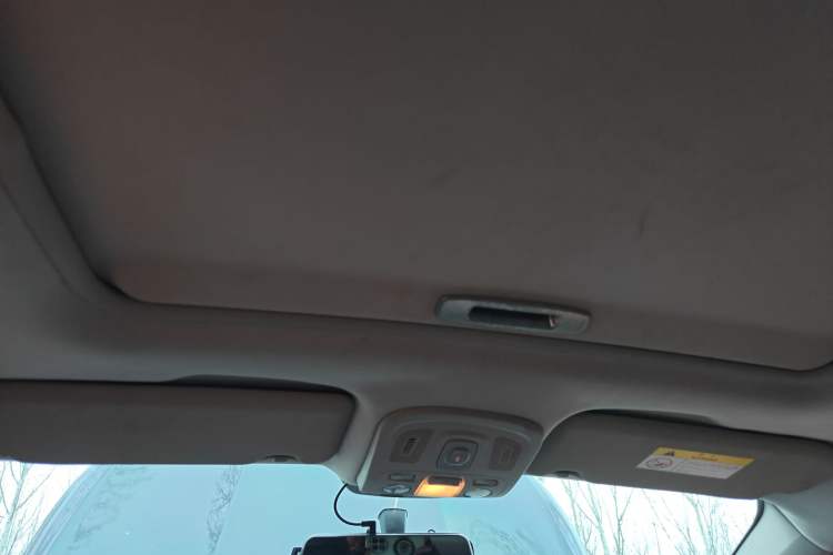 Used Citroen C4L 2015 1.2T Automatic Luxury Edition Headliner