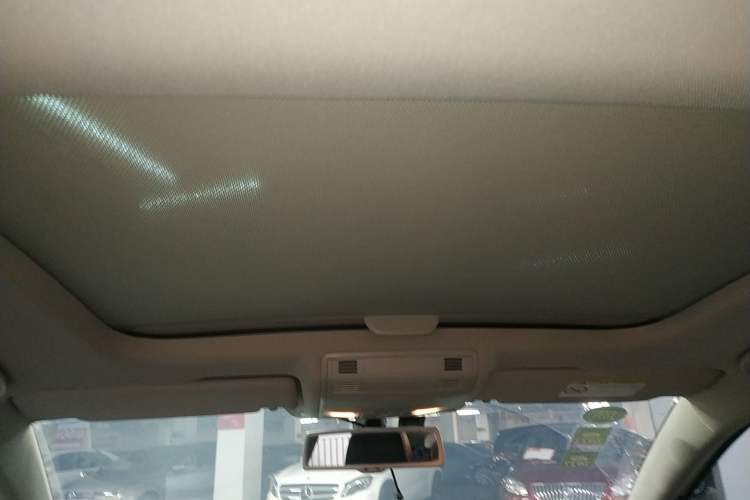 Used Volkswagen Golf 2015 1.4TSI Automatic Luxury Model Headliner