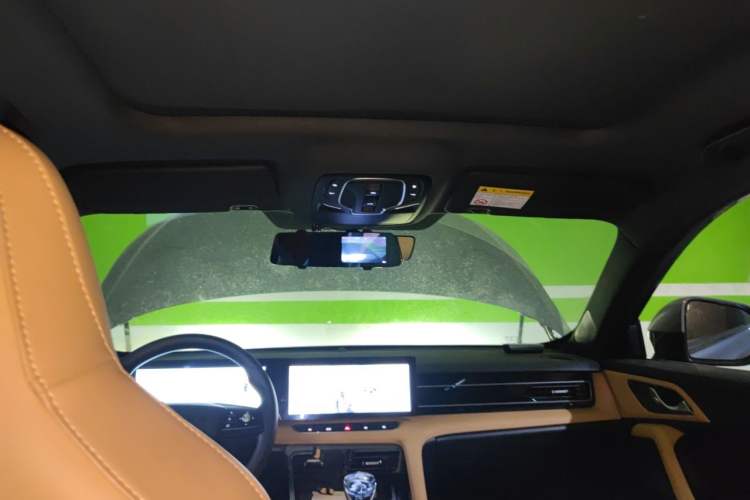 Used Roewe RX5 2023 1.5T Elite Edition
