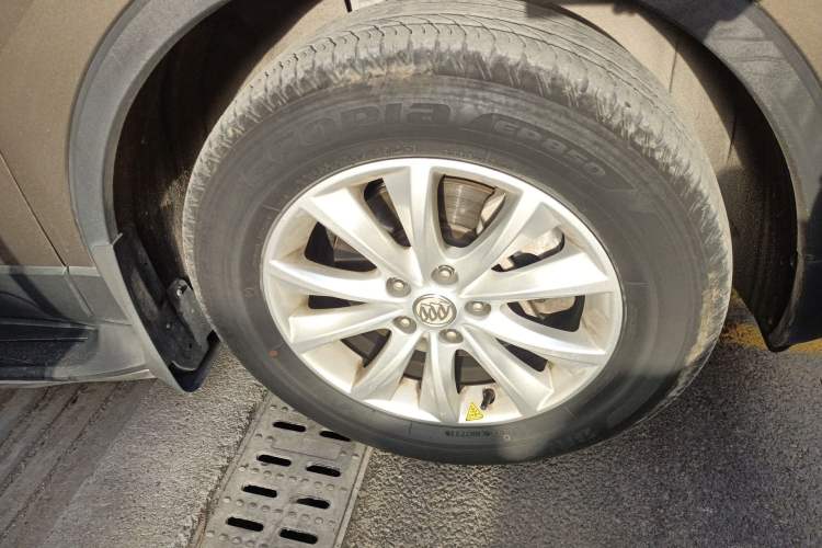 Used Buick Envision 2017 28T Four-Wheel Drive Luxury Model