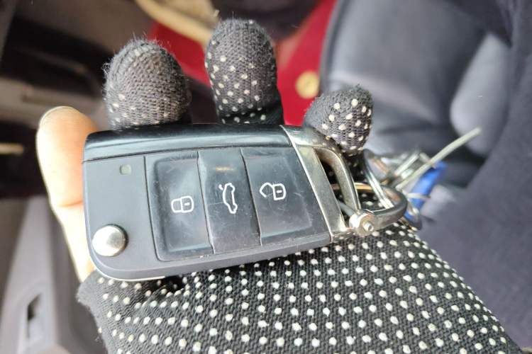 Used Volkswagen Passat 2017 330TSI DSG Luxury Edition Vehicle Key