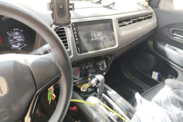 Used Honda Vezel 2020 1.5L CVT Pioneer Edition
