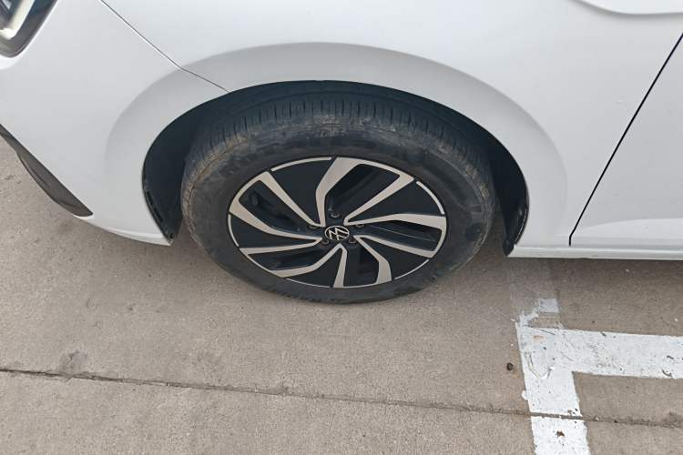 Used Volkswagen Lavida 2023 New Rui 1.5L Automatic New Yi Edition