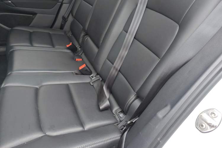 Used Volkswagen Golf Sportsvan 2016 230TSI Automatic Trend Edition Left Rear Seat