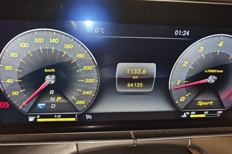 Used Mercedes-Benz E-Class 2019 E 300 L Sporty and Stylish Model