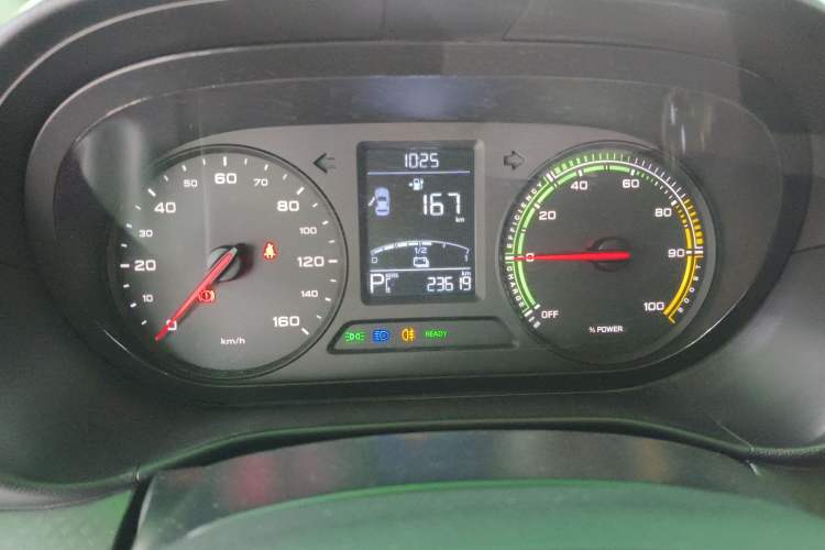 Used Roewe Clever 2021 302 km New Four-Seater Super-Efficient Version