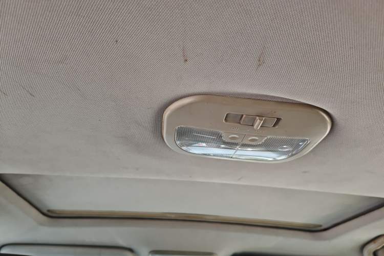 Used JAC Group Heyue 2011 1.8L Automatic Luxury Business Model Headliner