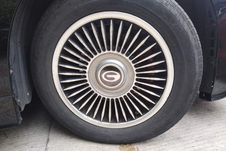 Used GAC Trumpchi M8 2021 Lingxiu Series 390T Luxury Edition Right Front Wheel Hub