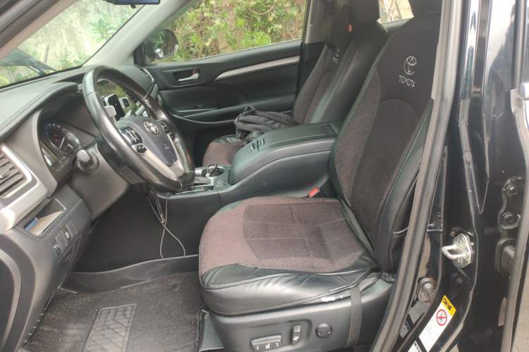 Used Toyota Highlander 2015 2.0T Four-Wheel Drive Luxury Edition 7-Seater Left Front Seat