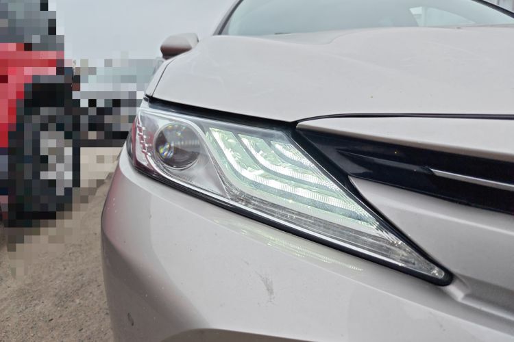 Used Toyota Camry 2019 2.5G Luxury Edition China VI Standard Right Front Headlight
