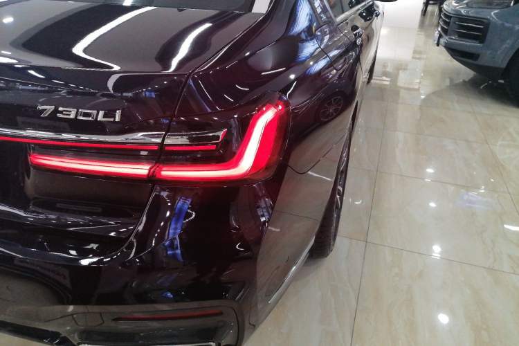 Used BMW 7 Series 2019 Restyled 730Li M Sport Package Exterior 3