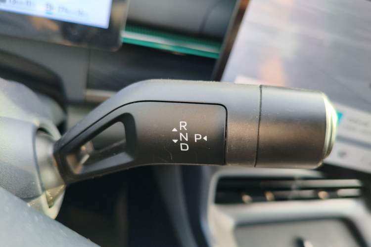 Used Lynk & Co 07 2024 EM-P 126 Long-Range Ultra Gear Lever