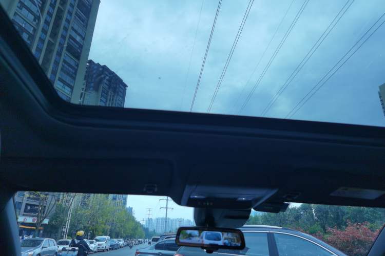 Used Cadillac XT4 2018 28T 4x4 Platinum Edition
