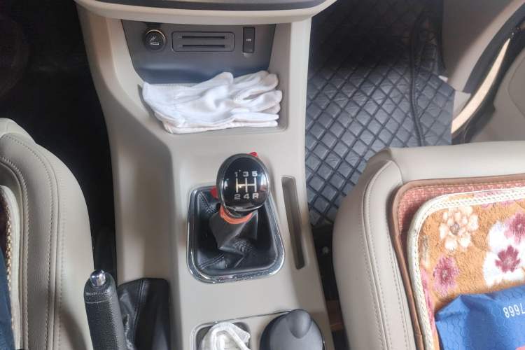 Used FORTHING Lingzhi 2018 M5L 1.6L 7-Seater Luxury Model
