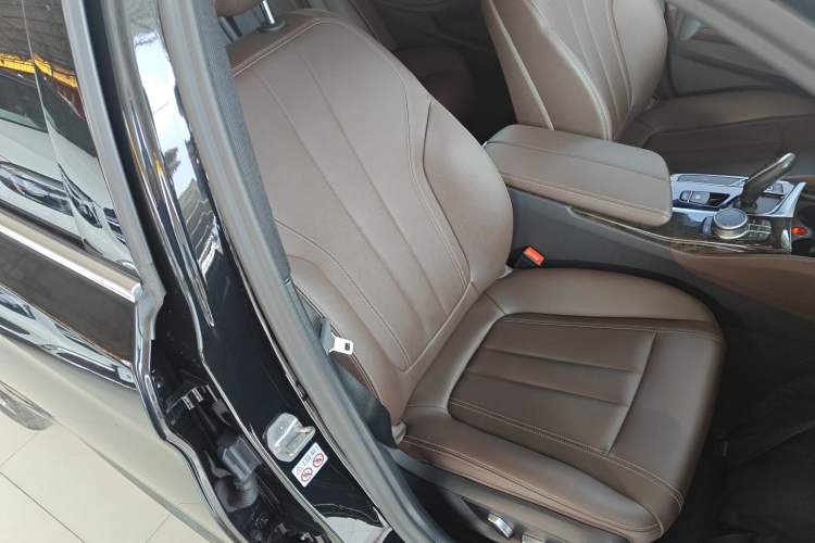 Used BMW 5 Series 2020 525Li M Sport Package
