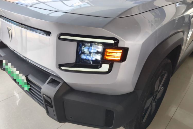 Used Deepal G318 2024 Four-Wheel-Drive Air Suspension Model Left Front Headlight