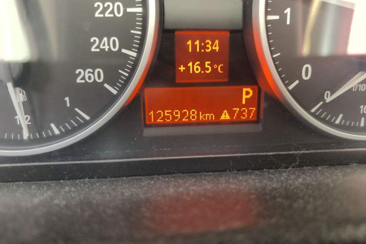 Used BMW X1 2010 sDrive18i Luxury Model