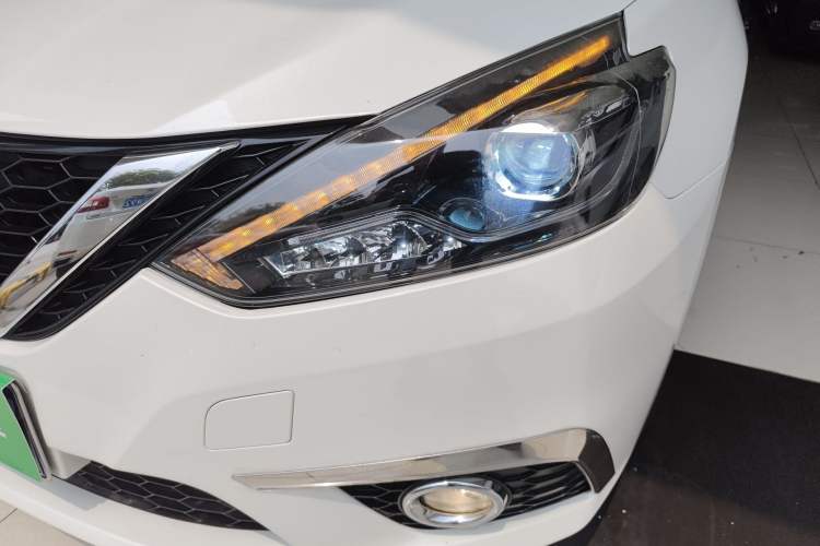 Used Nissan Sylphy 2018 1.6XV CVT Deluxe Edition Left Front Headlight