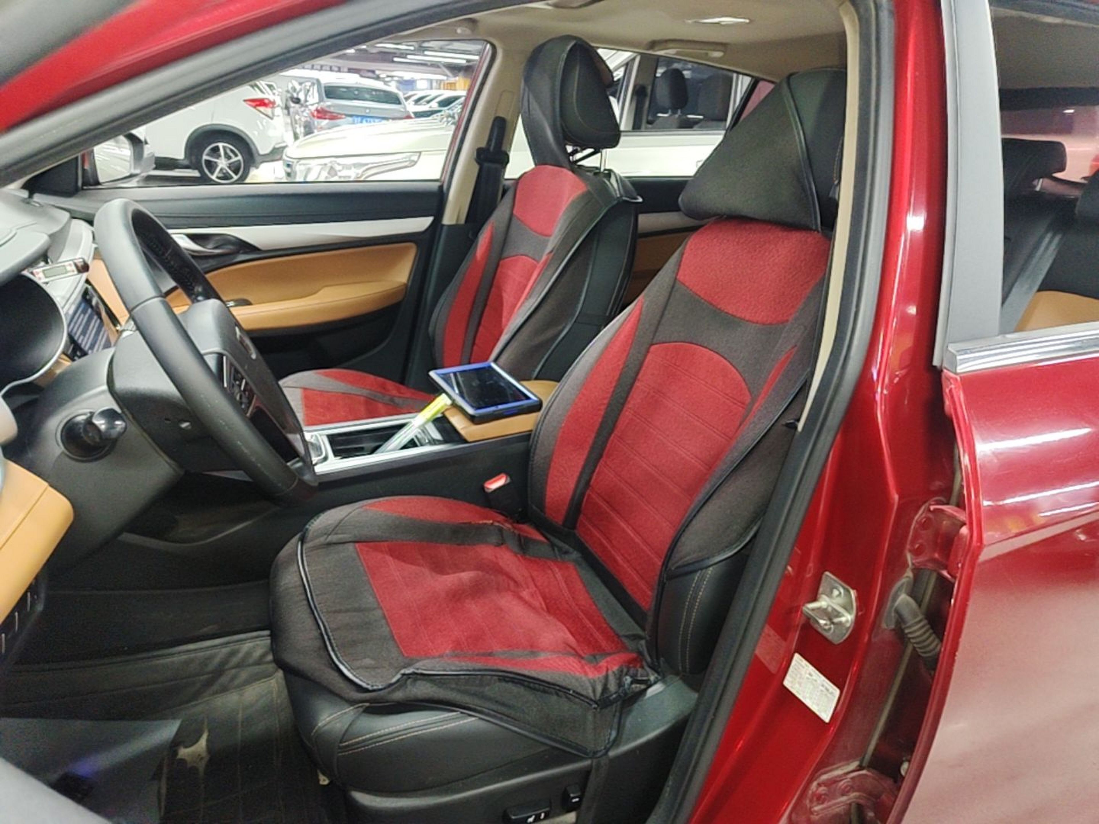Interior delantero