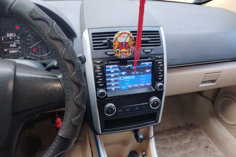 Used BAIC Senova D20 2015 Hatchback 1.5L Manual Lotte Edition
