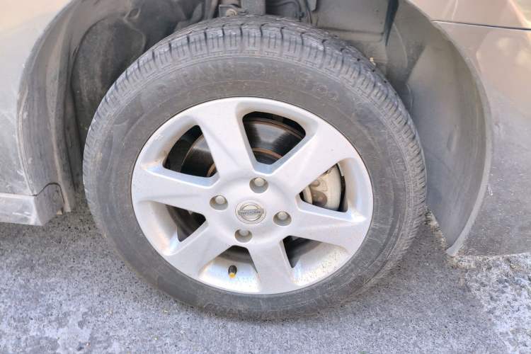 Used Nissan Sylphy 2018 Classic 1.6XE Manual Comfort Edition Right Front Wheel Hub