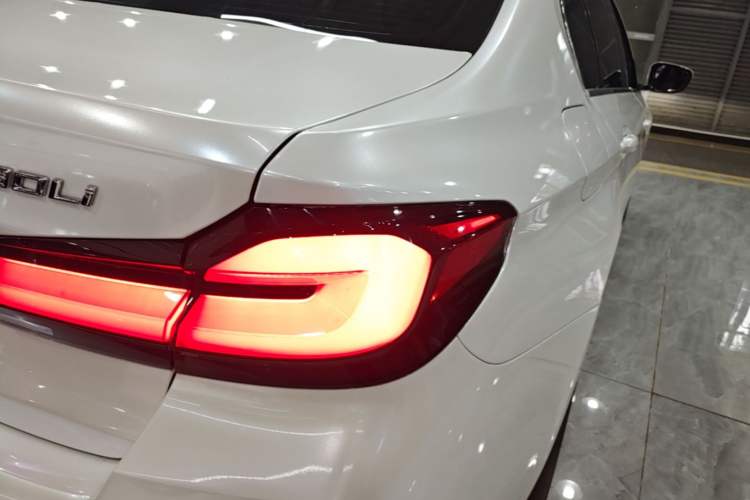 Used BMW 5 Series 2021 525Li M Sport Package