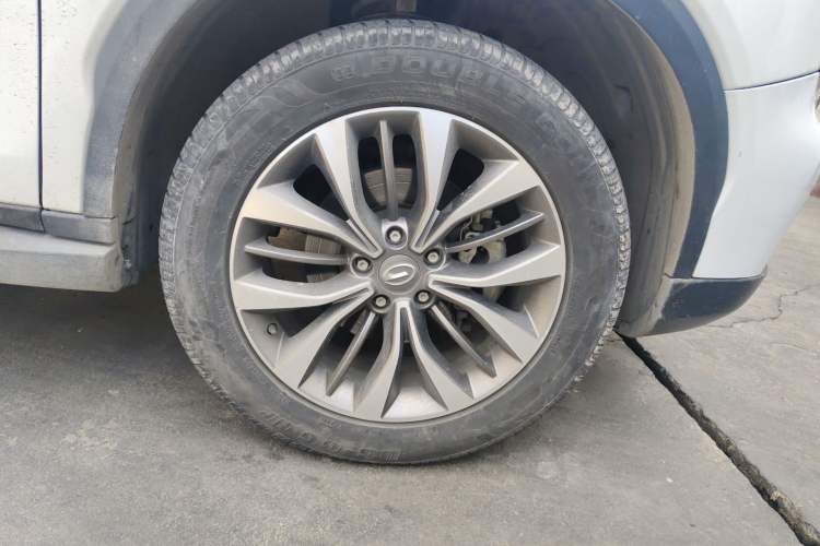 Used GAC Trumpchi GS8 2017 320T Two-Wheel Drive Luxury Smart Connectivity Version (7 Seats)