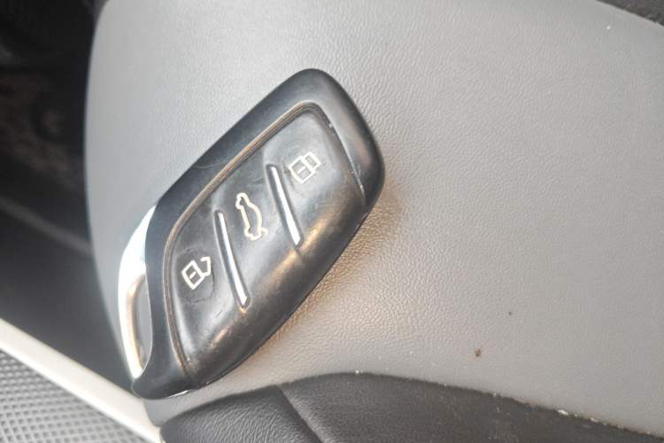 Used Roewe Clever 2022 311km QiQi BoBo Edition Vehicle Key