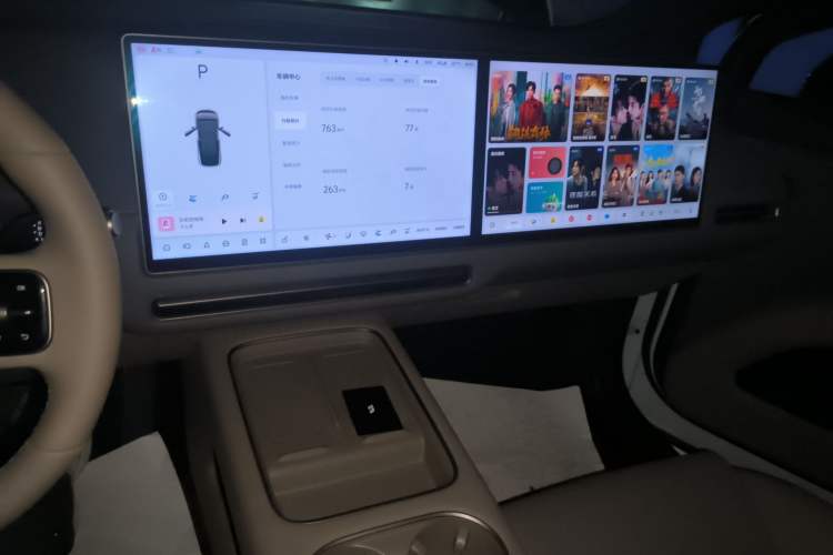 Used Li Auto i6 2025 Model Two-Wheel-Drive Standard Type Audio And AC Panel