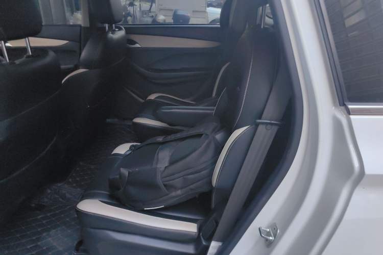 Used Baojun 360 2019 1.5L CVT Elite Version China VI Left Rear Seat