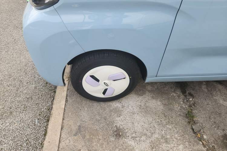 Used Chery QQ Ice Cream 2022 120km Conical Shape Lithium Iron Phosphate Left Front Wheel Hub