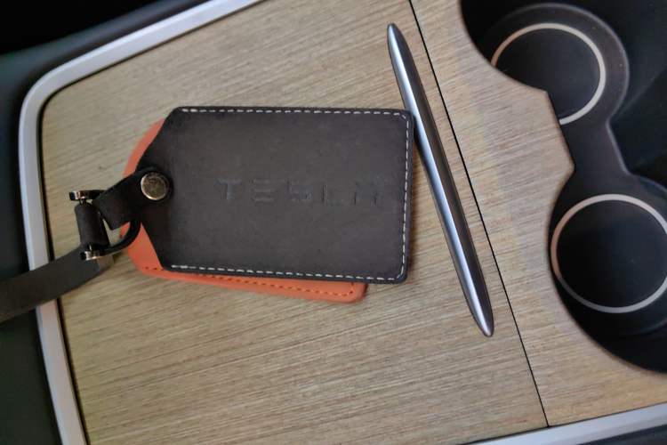 Used Tesla Model Y 2021 Standard Range Rear-Wheel Drive Version