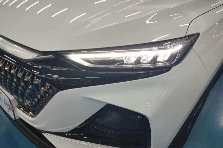 Used CHANGAN X7 PLUS 2024 1.5T Automatic Luxury 7-Seater Left Front Headlight