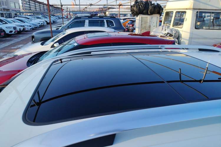 Used Volkswagen Tacqua 2021 200TSI DSG JoyConnect Edition