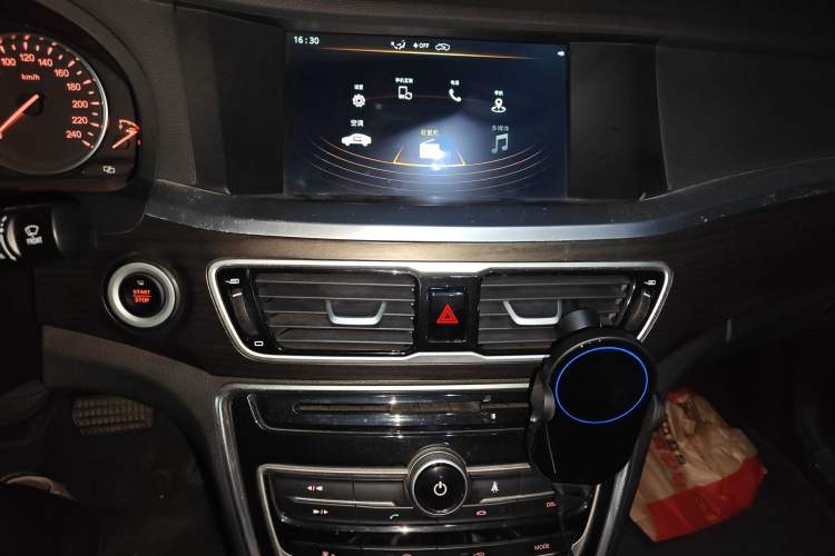 Used Geely Auto Emgrand GT 2017 2.4L Zunya Model Audio And AC Panel