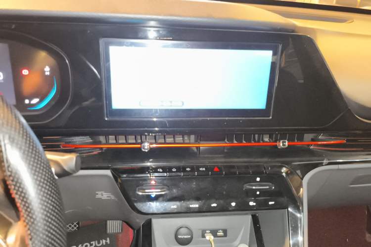 Used Baojun RC-6 2019 1.5T Manual 24-Hour Online Luxury Version
