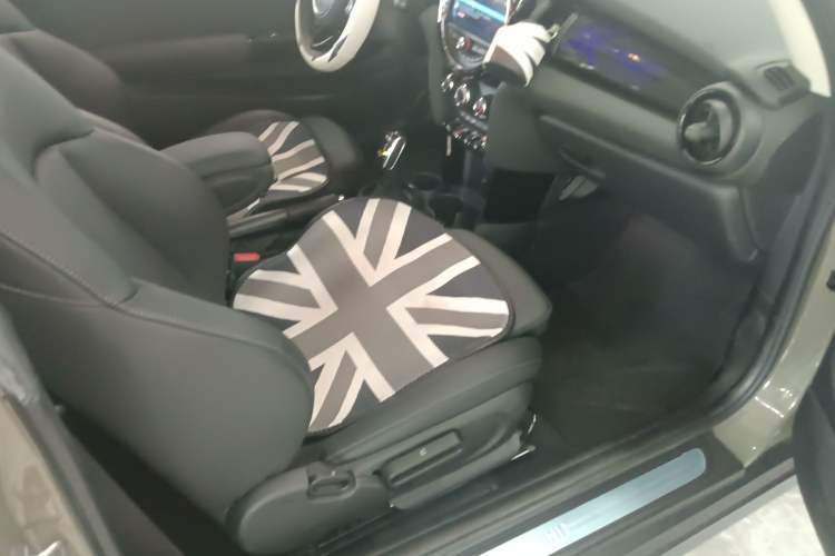 Used MINI MINI 2020 1.5T COOPER Classic Edition