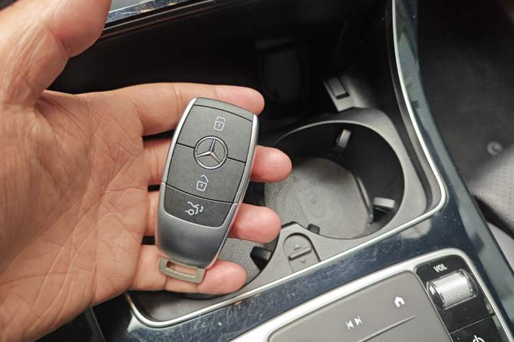 Used Mercedes-Benz GLC 2020 GLC 260 L 4MATIC Dynamic Model
