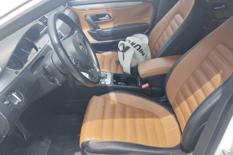 Used Volkswagen FAW-Volkswagen CC 2015 1.8TSI Luxury Model Left Front Seat