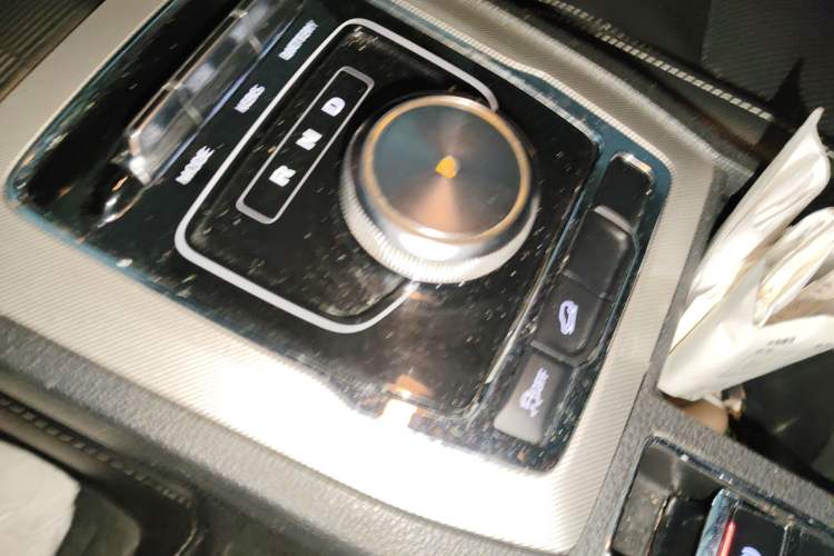 Used Roewe RX5 New Energy 2017 ERX5 EV400 Electric Internet Flagship Edition
