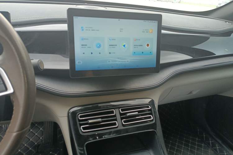 Used BYD Qin PLUS 2023 Champion Edition DM-i 55KM Leading Model Audio And AC Panel